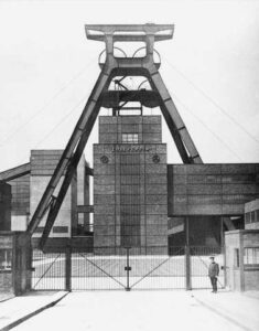 Mooi roestend staal uit Essen 1 Zollverein Essen