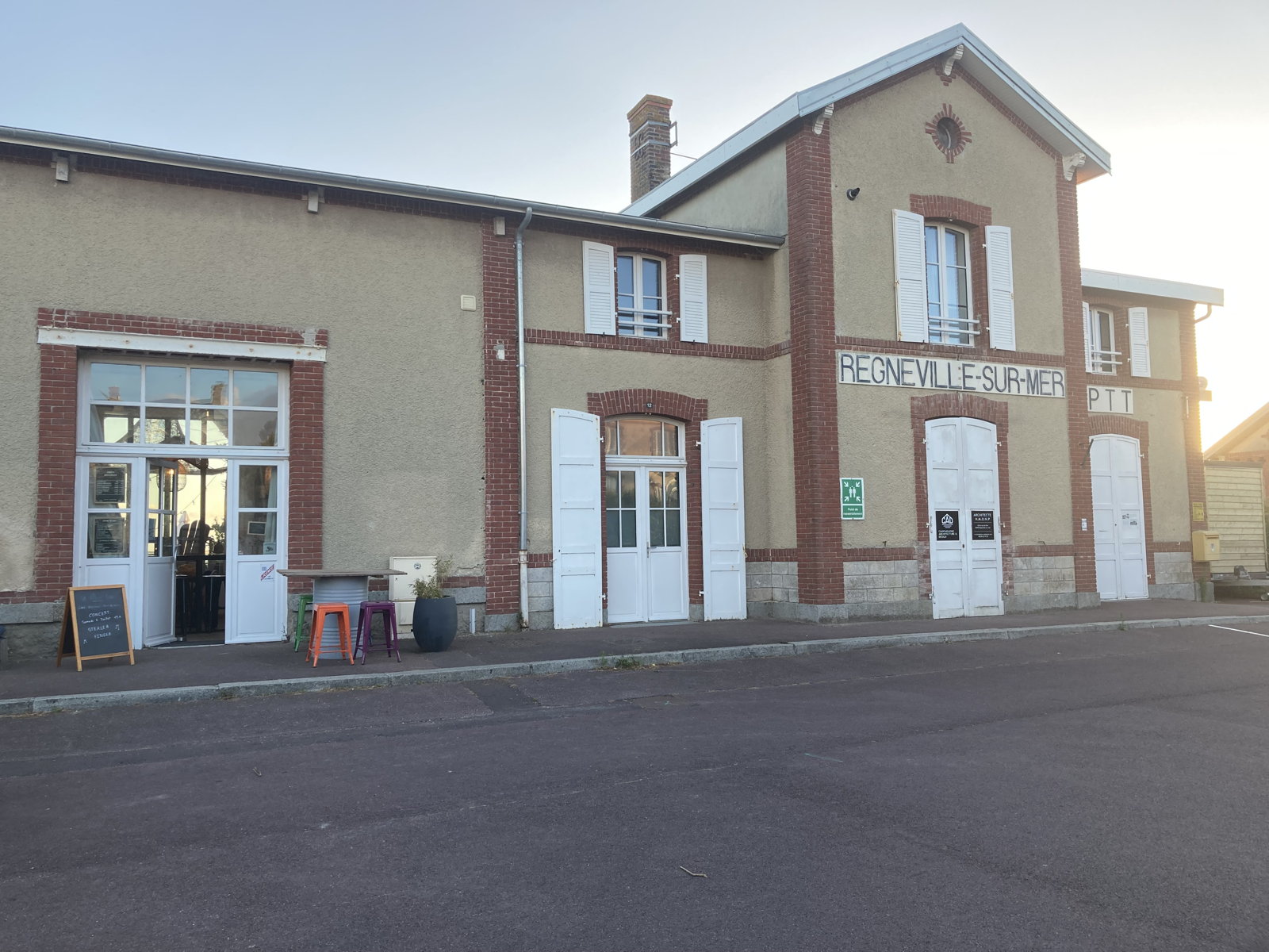Oude station van Regnéville-sur-mer