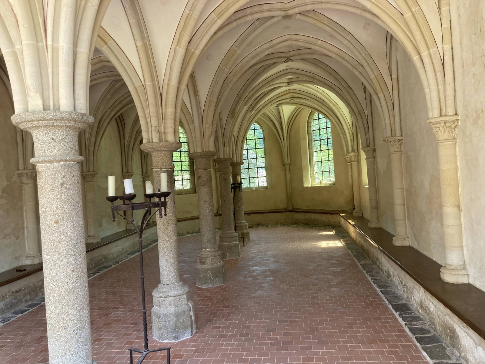 De refter in Abbaye de Hambye
