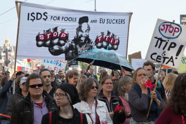 Demonstratie tegen TTIP op 10 oktober 2015